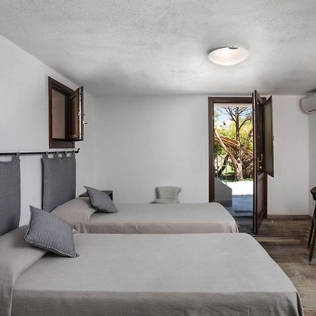 Il Mirto Bed and Breakfast Baja Sardinia Eksteriør billede