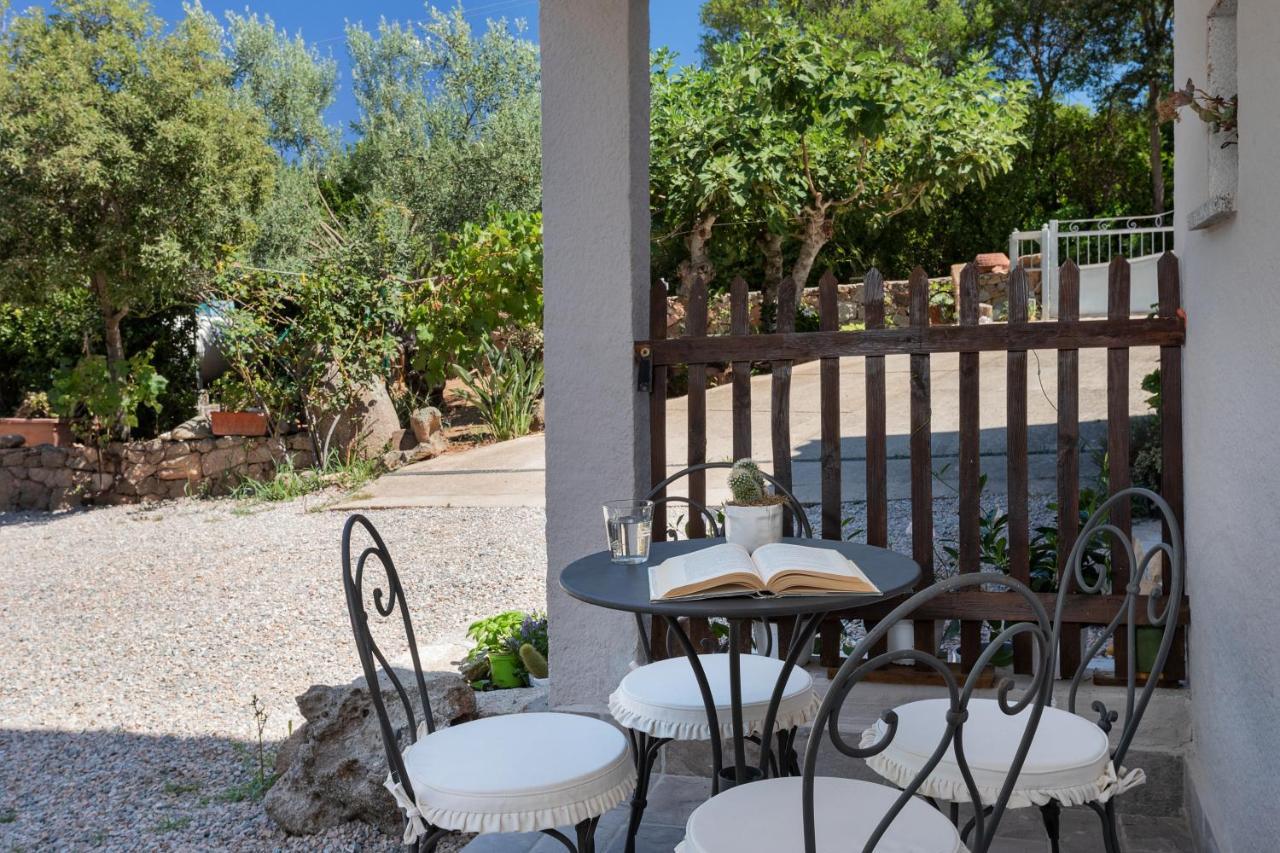 Il Mirto Bed and Breakfast Baja Sardinia Eksteriør billede