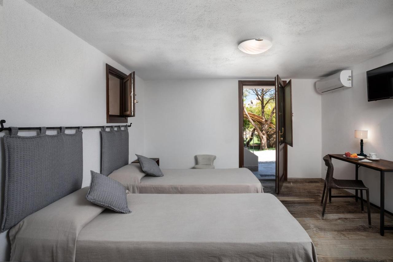 Il Mirto Bed and Breakfast Baja Sardinia Eksteriør billede